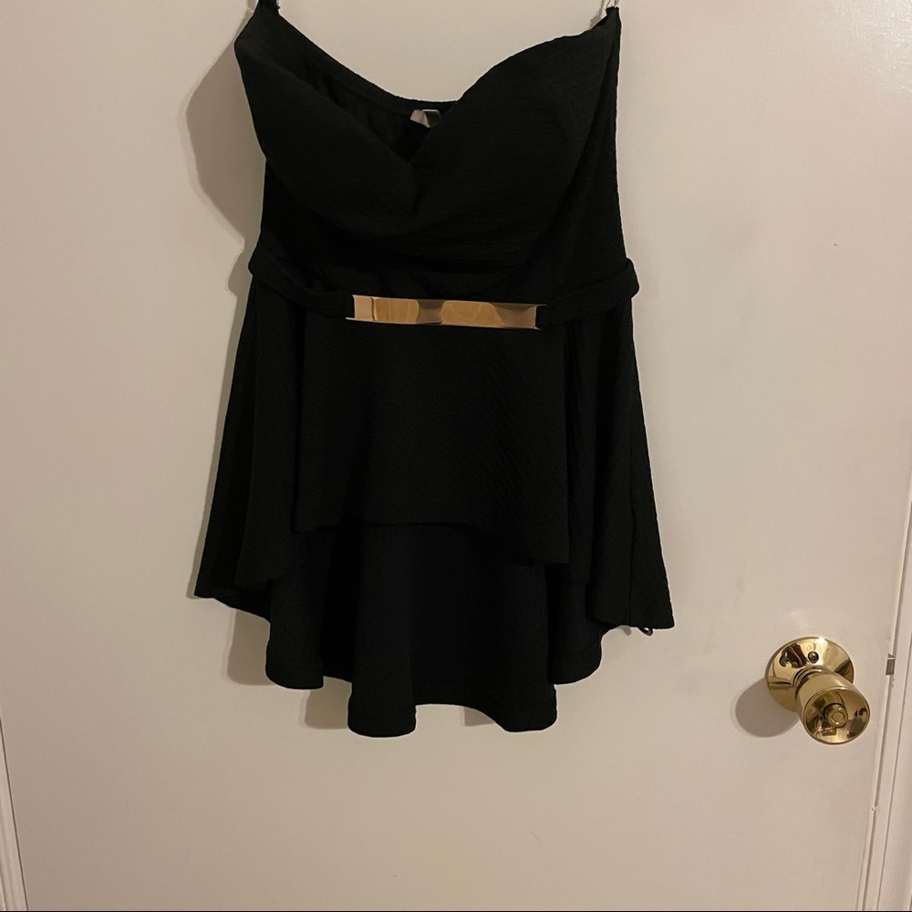 Strapless blouse with belt